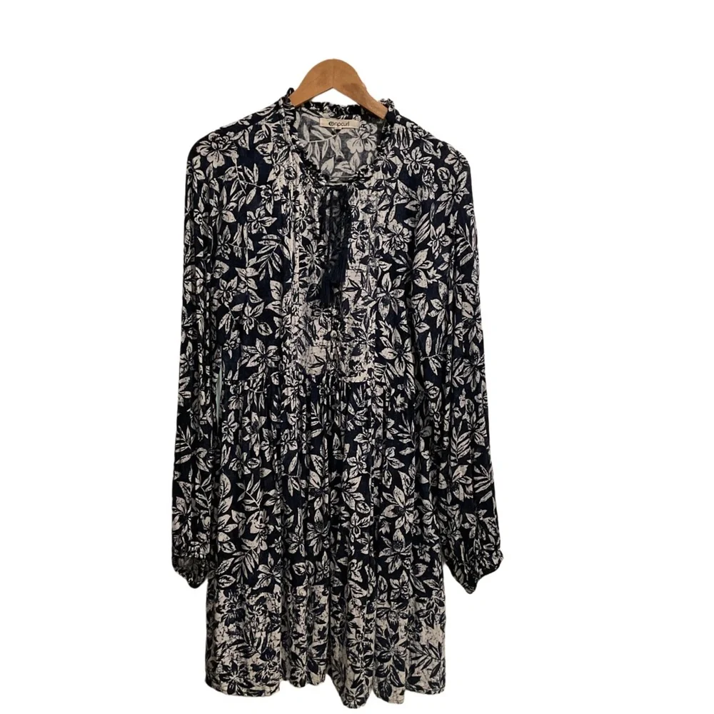 Rip Curl Navy and White Floral Long‎ Sleeve Dress